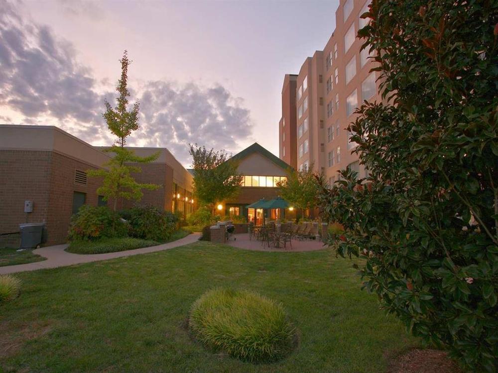 Homewood Suites Dulles-International Airport Херндон Экстерьер фото